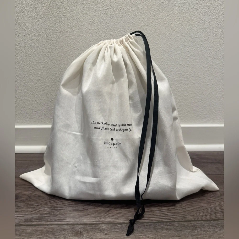 Kate Spade Carter Street Devlin Black Pebbled Leather Purse - Picture 10 of 11